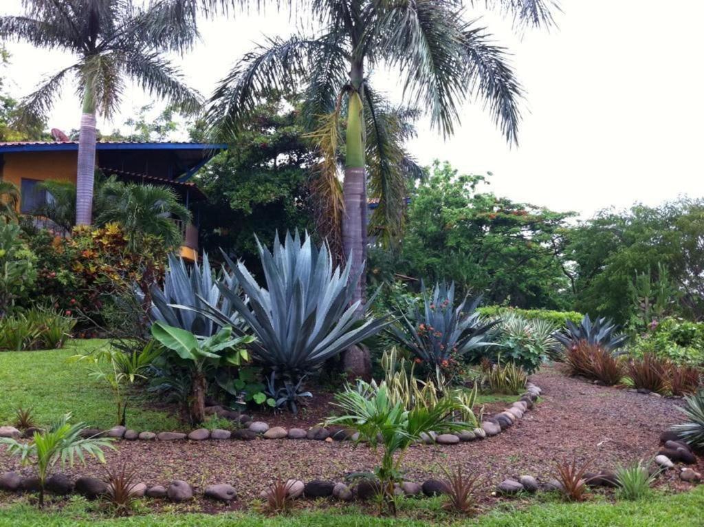 Casa De Veraneo Quinta Las Trillizas Esparza Ngoại thất bức ảnh